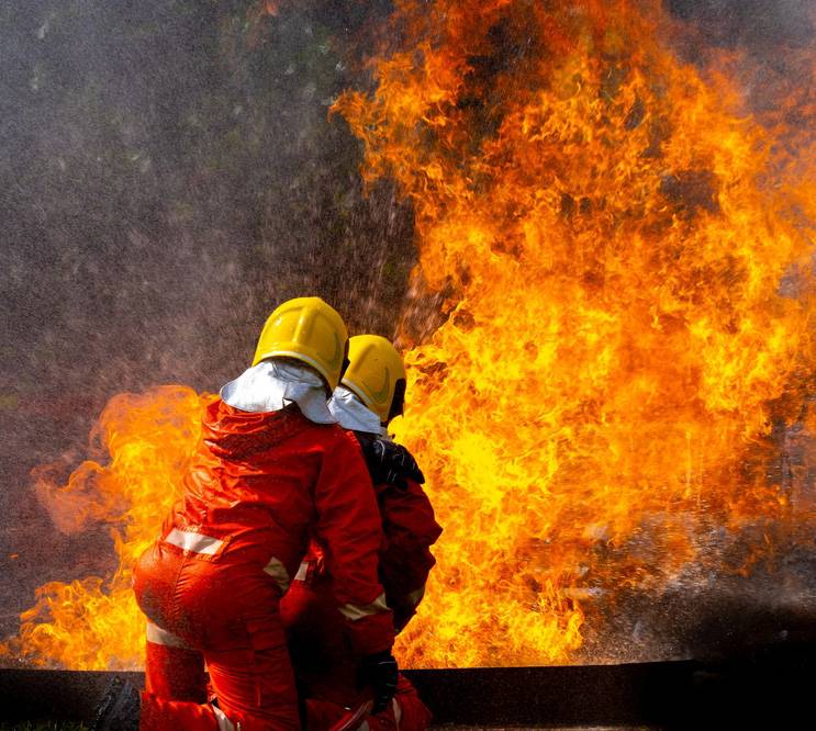 Firefighters,,Firemen,Spraying,High,Pressure,Water,Or,Suitable,Extinguishing,Agents